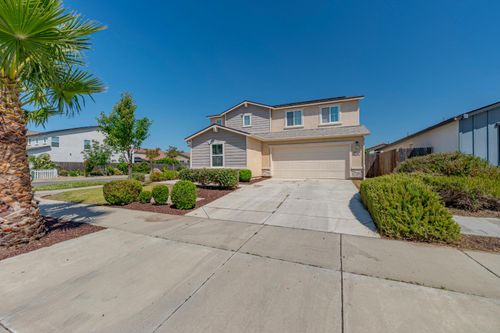 697 Heitz Ct, Merced, CA, 95348-9629 | Card Image