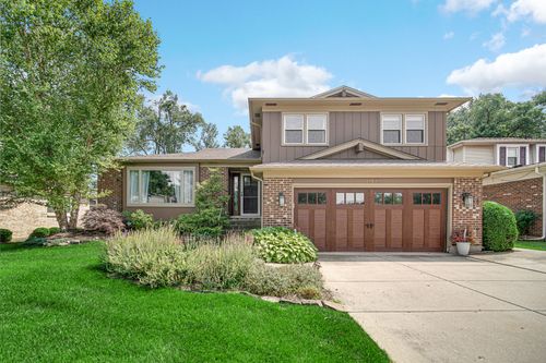 1167 Longtree Ln, Wheeling, IL, 60090-5537 | Card Image