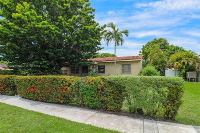 1231 Falcon Ave, House other with 4 bedrooms, 3 bathrooms and null parking in Miami Springs FL | Image 2