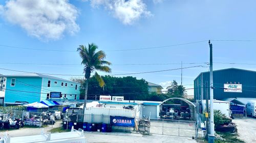 5670 Laurel Ave, Stock Island, FL, 33040-5927 | Card Image