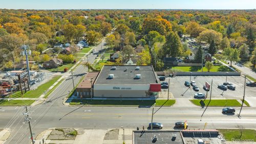 17658 E Warren Ave, Detroit, MI, 48224-2107 | Card Image