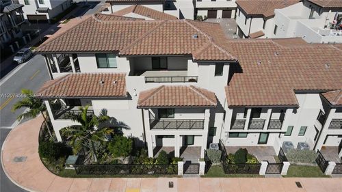 4242 Nw 82nd Ave, Doral, FL, 33166 | Card Image