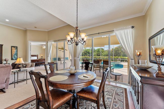 8485 Se Palm Hammock Ln, House other with 3 bedrooms, 3 bathrooms and null parking in Hobe Sound FL | Image 14