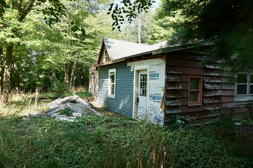 3905 Adams Rd, Ravenna, MI, 49451-9450 | Card Image