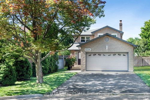 4216 Viburnum Crt, Mississauga, ON, L5C3V5 | Card Image