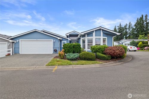 161-27225 217th Pl Se, Maple Valley, WA, 98038-3269 | Card Image