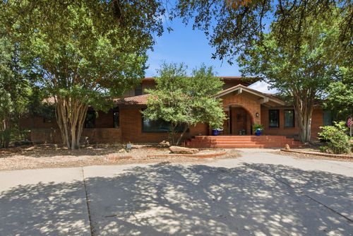 904 W Belknap St, Jacksboro, TX, 76458-2216 | Card Image