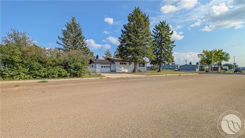 706 5th Ave E, Culbertson, MT, 59218-7706 | Card Image