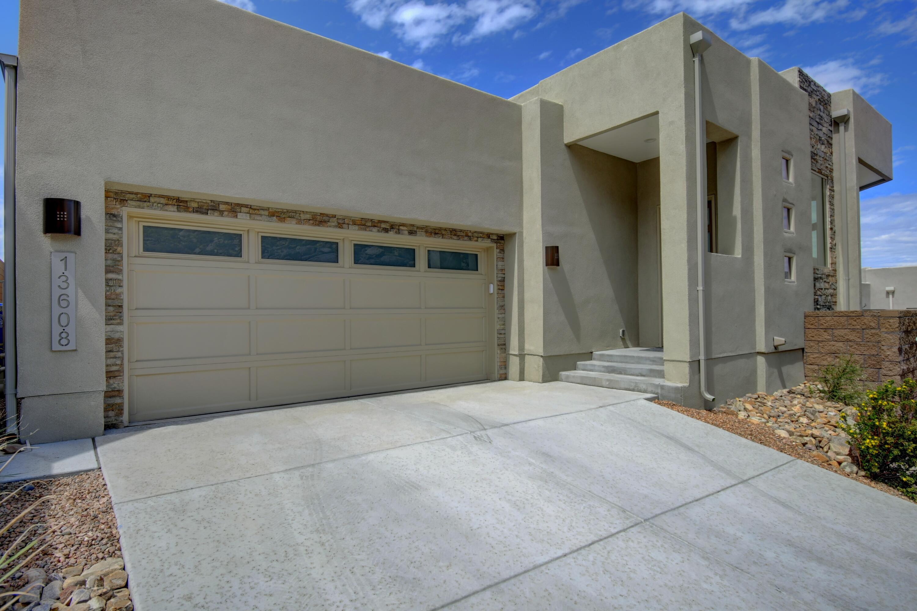 Elevada Trl, Albuquerque, NM 87111