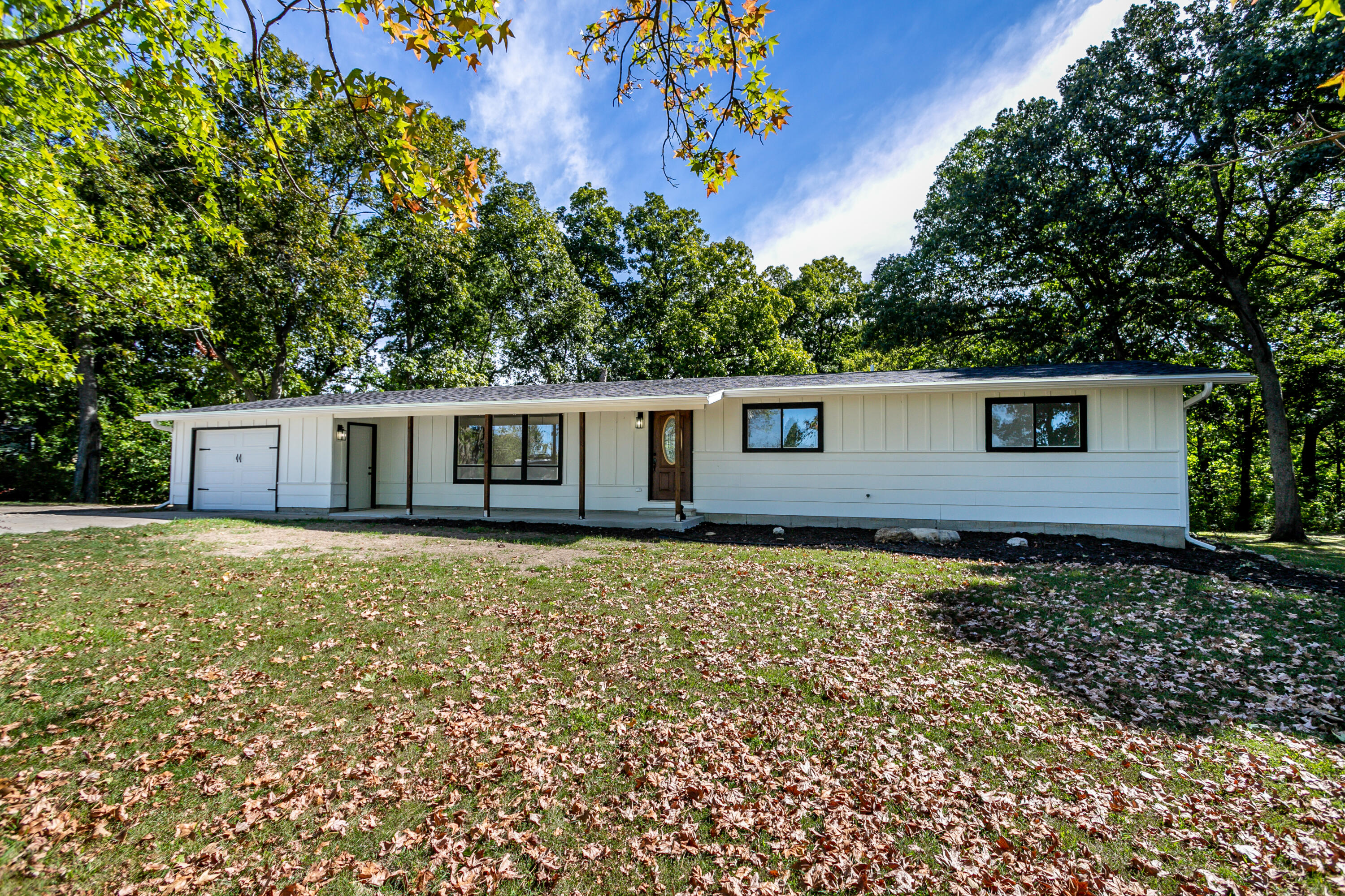 County Road 2505 , Moberly, MO 65270