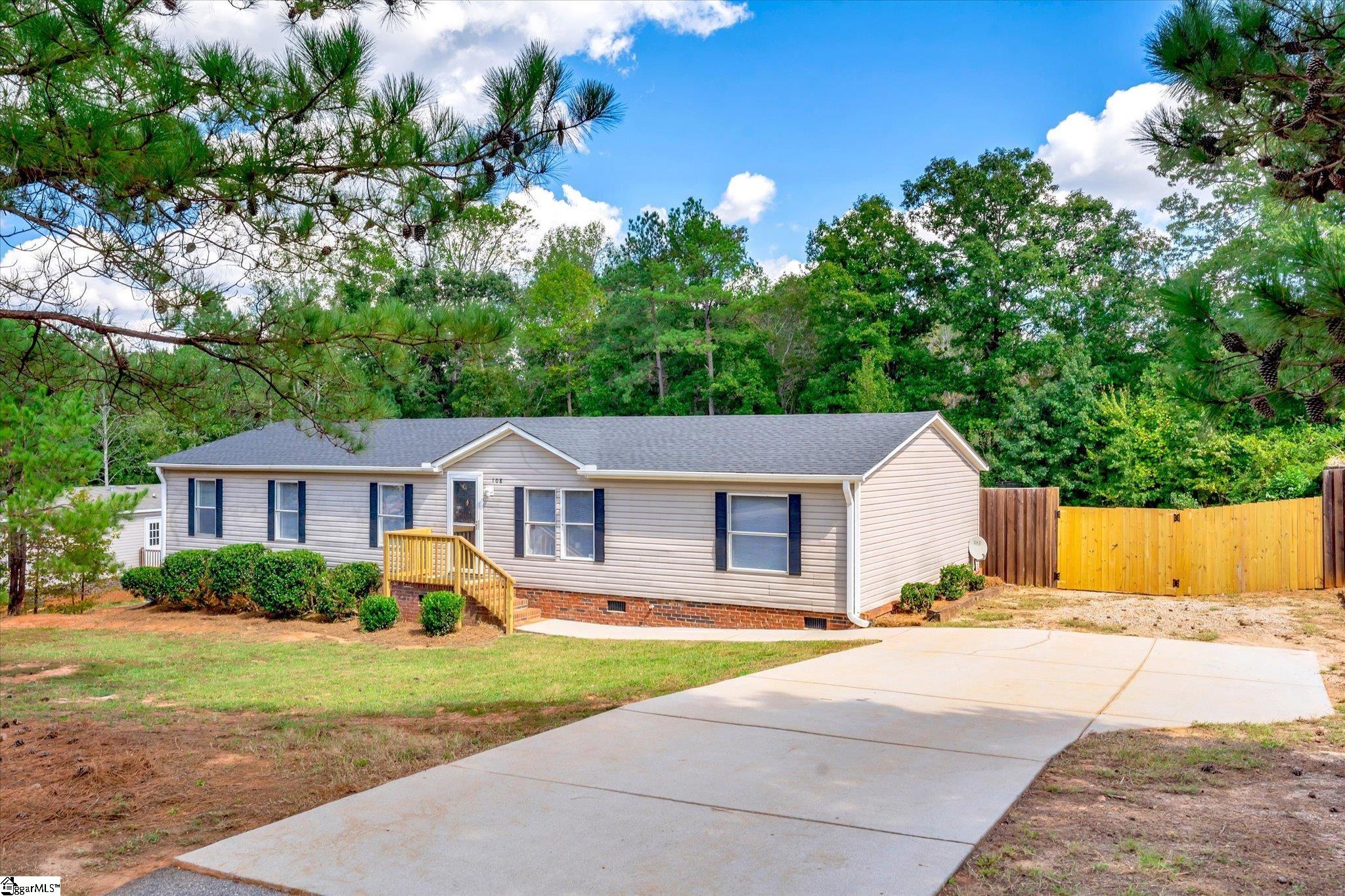 Carson Creek Dr, Piedmont, SC 29673