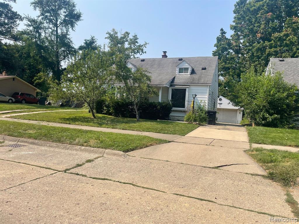 Fenton St, Detroit, MI 48219