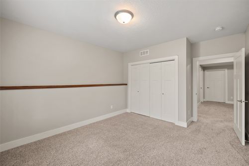 406 Nw Beaverbrooke Blvd, Grimes, IA, 50111-6649 | Card Image