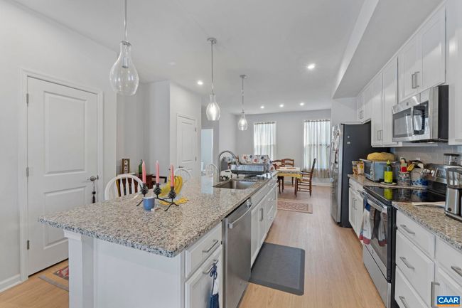 6031 Mccomb St, House attached with 3 bedrooms, 3 bathrooms and null parking in CROZET VA | Image 17