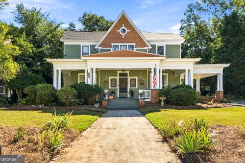 720 Thomaston St, Barnesville, GA, 30204-1728 | Card Image