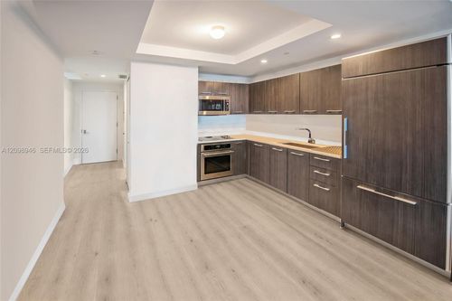 1604-45 Sw 9th St, Miami, FL, 33130-3896 | Card Image