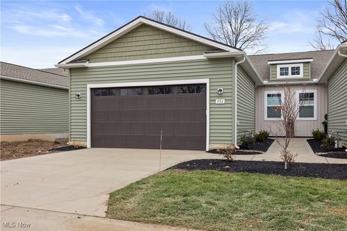 556 Eldemire Ln, Elyria, OH, 44035-1889 | Card Image