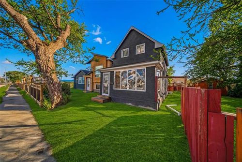 1862 William Ave W, Winnipeg, MB, R2R0B9 | Card Image