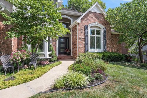 4140 131st Ter, Leawood, KS, 66209-4138 | Card Image