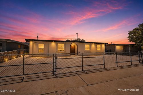 10477 Mackinaw St, El Paso, TX, 79924-2408 | Card Image