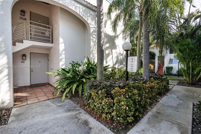 356-5 - 3545 Magellan Cir, Condo with 2 bedrooms, 2 bathrooms and null parking in Aventura FL | Image 1