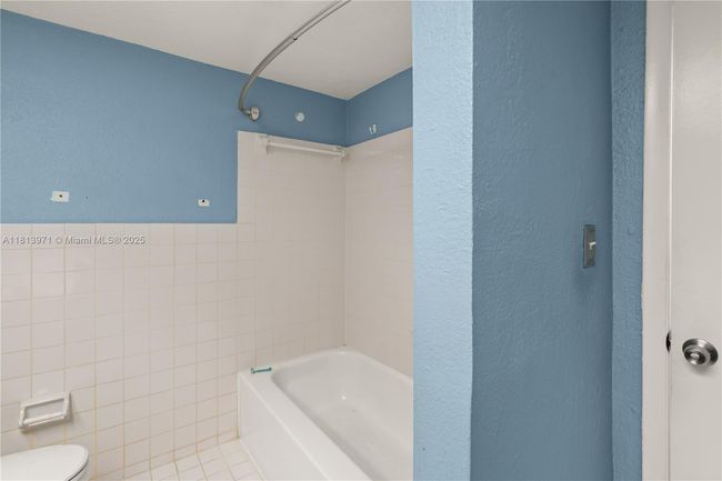 APT-505 - 6711 Kendall Dr, Condo with 1 bedrooms, 1 bathrooms and null parking in Pinecrest FL | Image 10