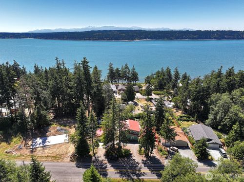 3484 E Harbor Rd, Langley, WA, 98260-9676 | Card Image