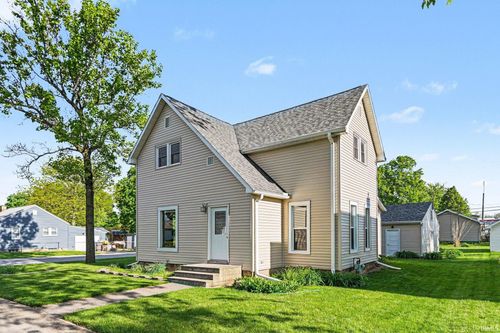 1111 W Wilkinson Street, Goshen, IN, 46528-2054 | Card Image