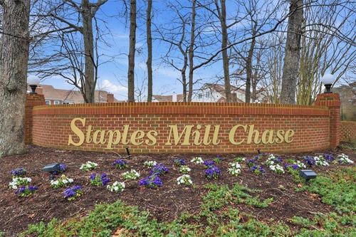 5132 Walkers Grant Ln, Virginia Beach, VA, 23455-2560 | Card Image