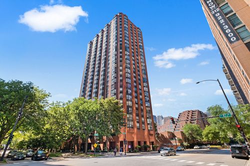 1505-899 S Plymouth Ct, Chicago, IL, 60605-2048 | Card Image