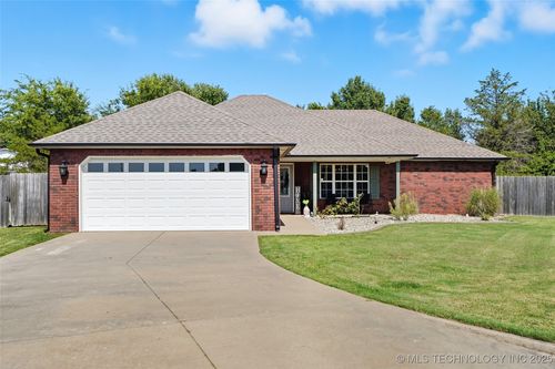 1412 Dexter St, Fort Gibson, OK, 74434-8535 | Card Image