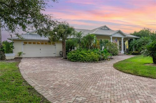 18161 Riverchase Ct, ALVA, FL, 33920-3153 | Card Image