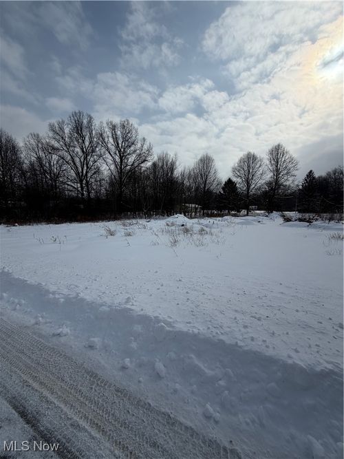 6979 Johnson Rd, Lowellville, OH, 44436-9786 | Card Image