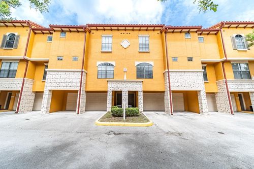 unit-105-6133 Metrowest Blvd, ORLANDO, FL, 32835-2968 | Card Image