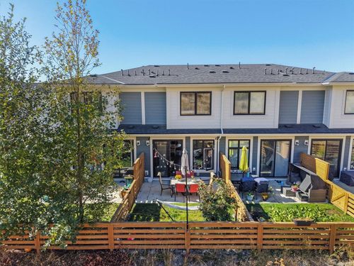 38-255 Caspian Dr, Victoria, BC, V9C0R9 | Card Image