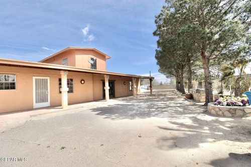 9967 Gideon Cir, Socorro, TX, 79927-4308 | Card Image