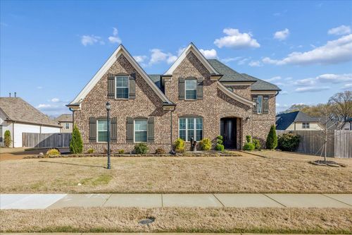 9758 Woodland Slope Dr, Cordova, TN, 38018-1078 | Card Image