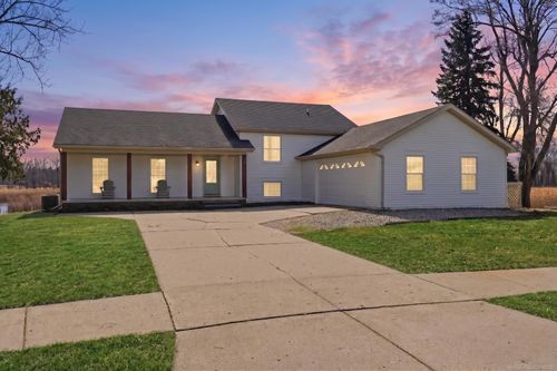 495 Lakes Edge Dr, Oxford, MI, 48371-5226 | Card Image