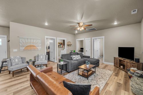 1468 S Sage Ct, Kanab, UT, 84741-1234 | Card Image