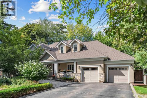 407 Cairncroft Rd, Oakville, ON, L6J4M8 | Card Image