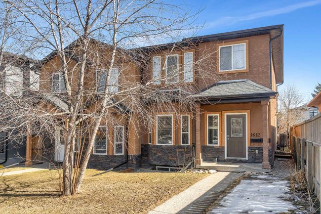 1612 42 Street Sw, Home with 5 bedrooms, 3 bathrooms and 3 parking in Calgary AB | Image 1