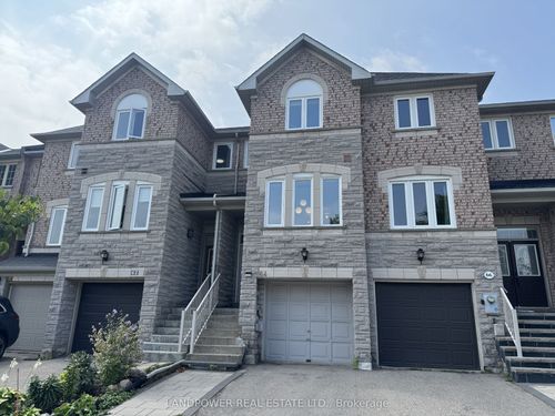 64 Coburg Cres, Richmond Hill, ON, L4B4E4 | Card Image
