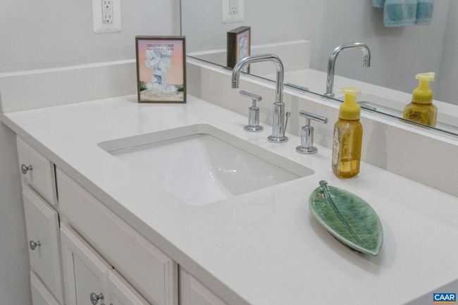 B - 802 Wesley Ln, Condo with 3 bedrooms, 3 bathrooms and null parking in CHARLOTTESVILLE VA | Image 31