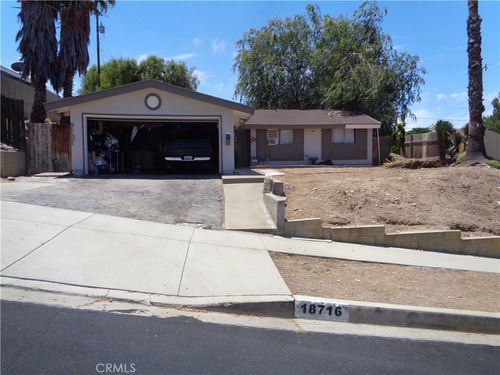 18716 Oakmoor St, Canyon Country, CA, 91351-2957 | Card Image
