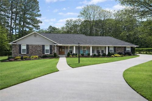 1059 Coronation Dr, Dunwoody, GA, 30338-2611 | Card Image