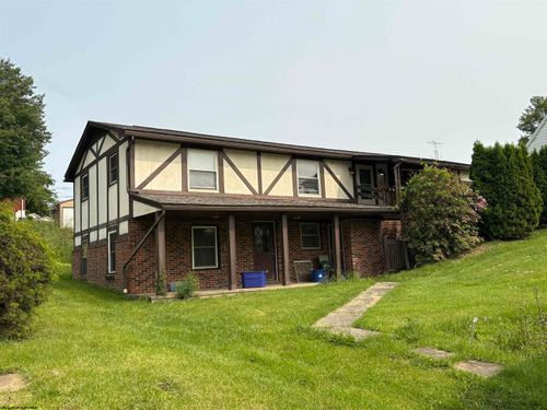 8 W 4th St, Westover, WV, 26501-3838 | Card Image