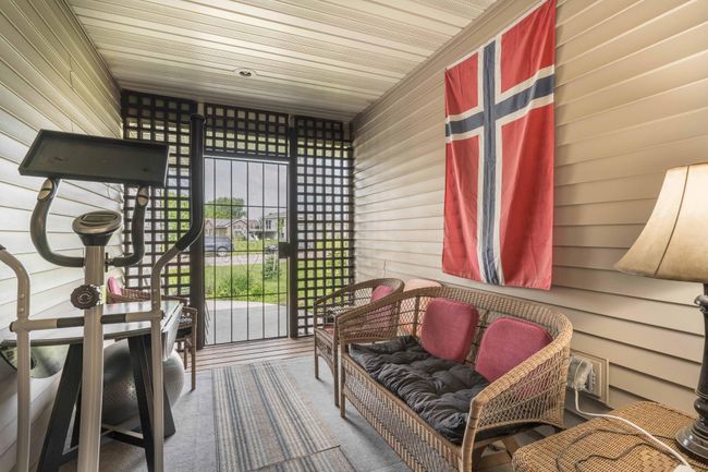 Front Porch | Image 31