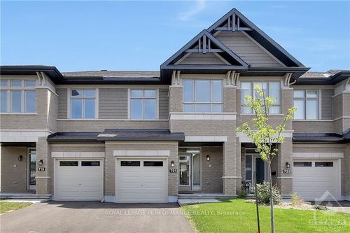 721 Capricorn Cir, Manotick, ON, K4M0J5 | Card Image