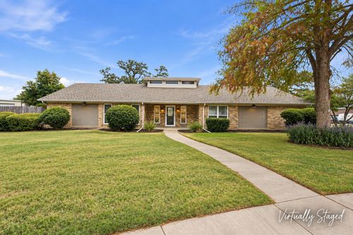 200 Lansford Dr, Benbrook, TX, 76126-4009 | Card Image