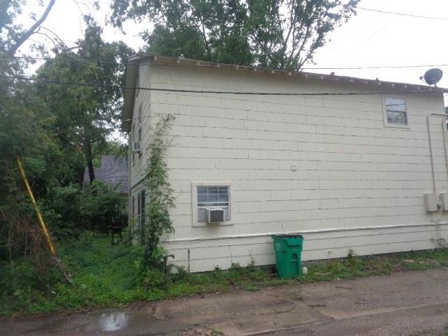 3230 Ohio St, Home with 3 bedrooms, 2 bathrooms and null parking in Baytown TX | Image 11